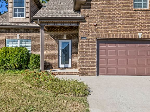 3rd image of 1033 Grace Meade