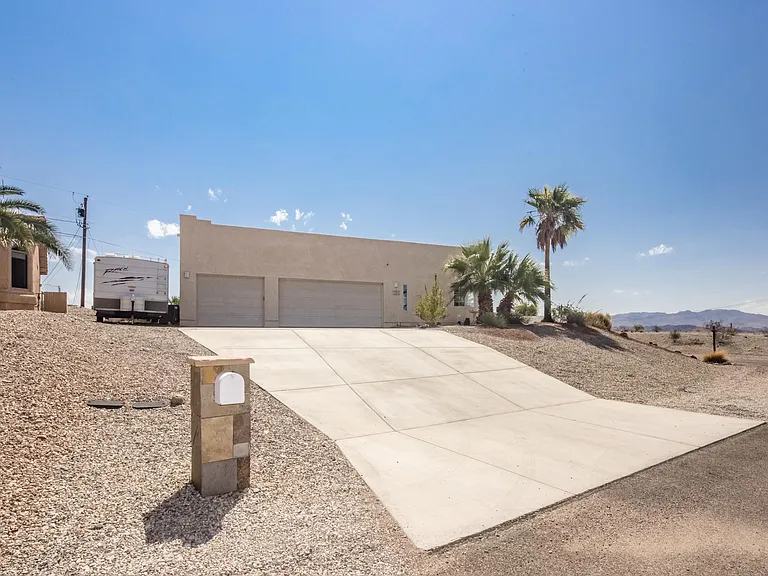 784 Cactus Dr — Photo 33