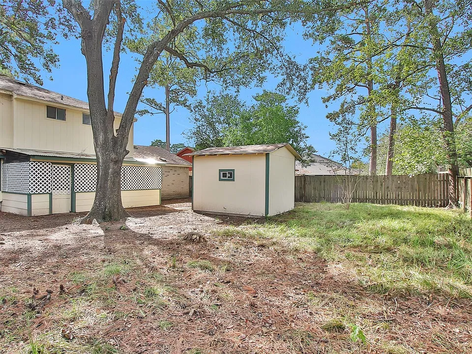 7003 Fox Knoll Ln