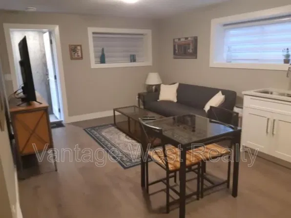 3716B Inverness Rd, West Kelowna, BC V4T 1J5