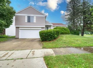 111 Allentown Ct, Vernon Hills, IL