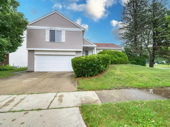 111 Allentown Ct, Vernon Hills, IL 60061