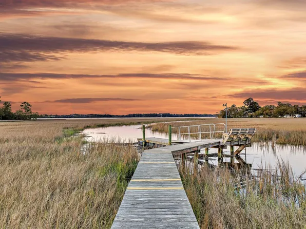 1532 Hutton Pl, Charleston, SC 29407