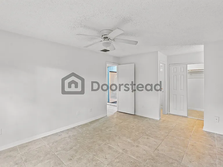 2434 Barbados Dr — Photo 12