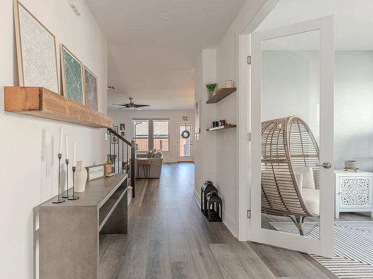 6504 Velvet Leaf Ln — Photo 16