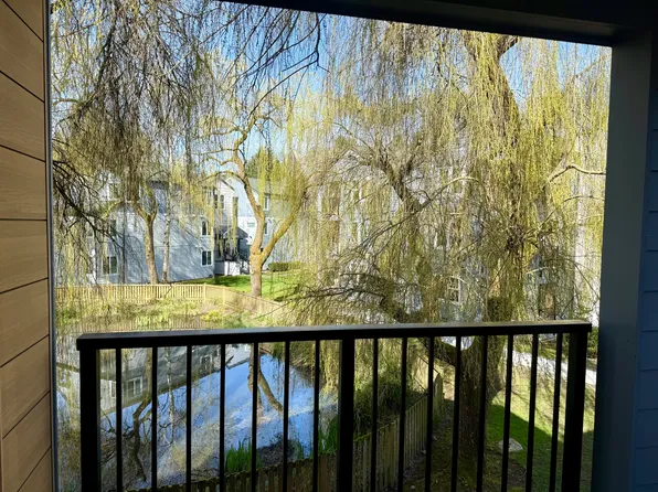 20328 Bothell Everett Hwy APT B202, Bothell, WA 98012