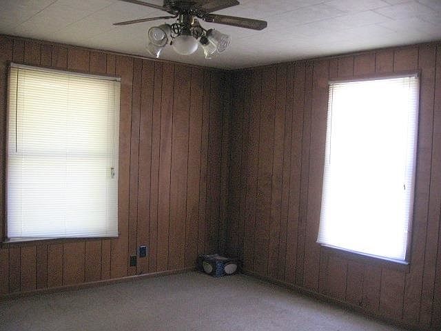 1st image of 1447 Woodley Ave