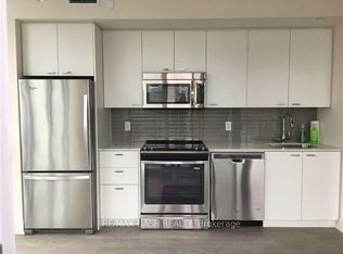 30 Roehampton Ave UNIT 902, Toronto, ON M4P0B9