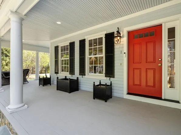 1 Beard Way, Wellesley, MA 02482