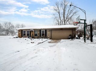 3607 Turf Ln, Fort Wayne, IN 46804