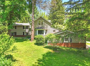 37845 Miles Rd, Moreland Hills, OH 44022