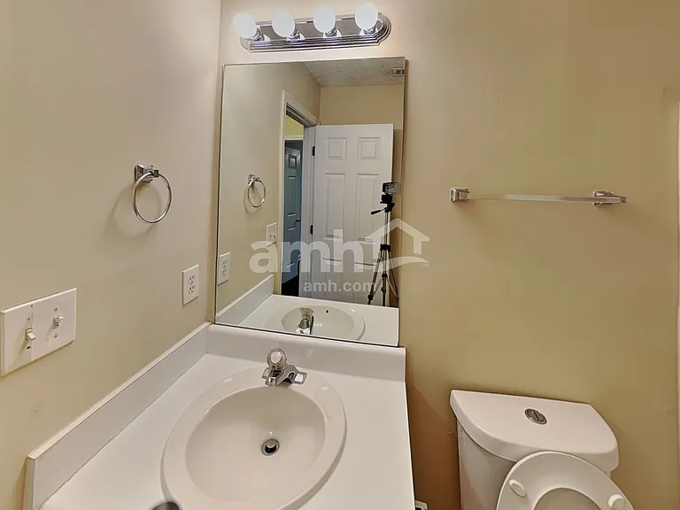 186 Dean Way — Photo 14