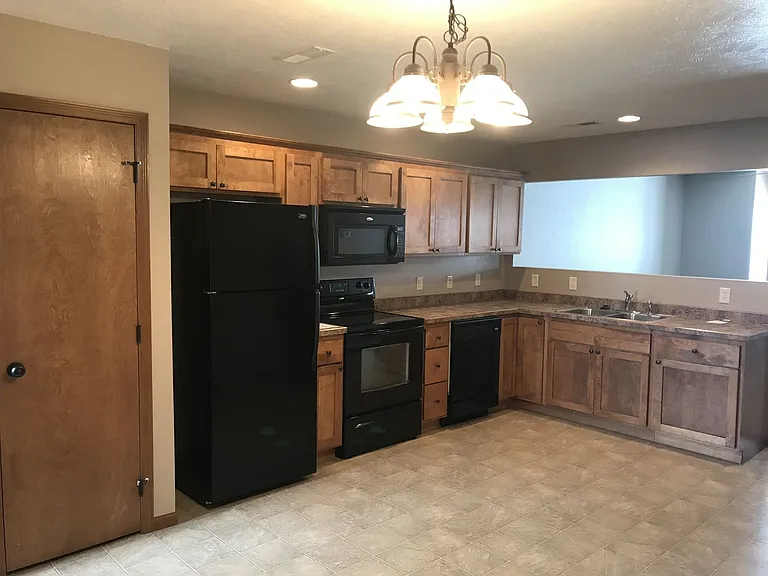 4230 N Jans Dr #9 — Photo 5