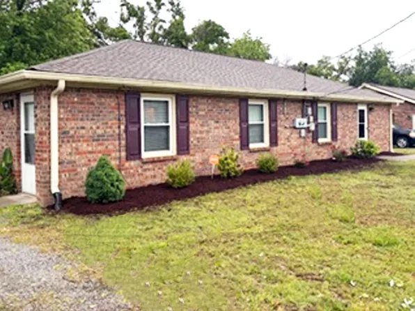 735 Trail Dr, Gallatin, TN 37066