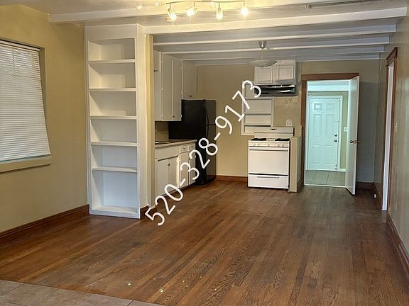 2nd image of 3235 N Flanwill Blvd