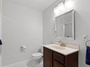 10 Grey Pebble Ct, Darnestown, MD 20874