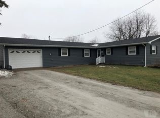 620 N 19th St, Hamilton, IL 62341