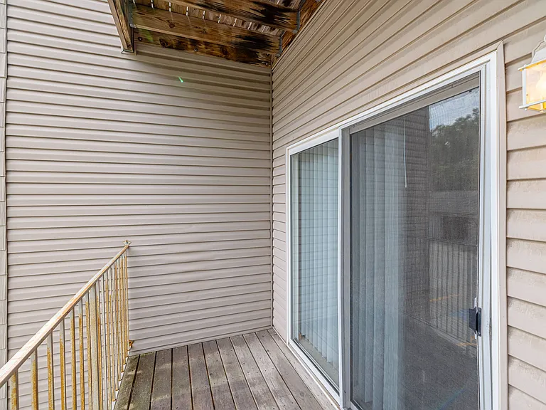 Gateway Park Apartments — Photo 94