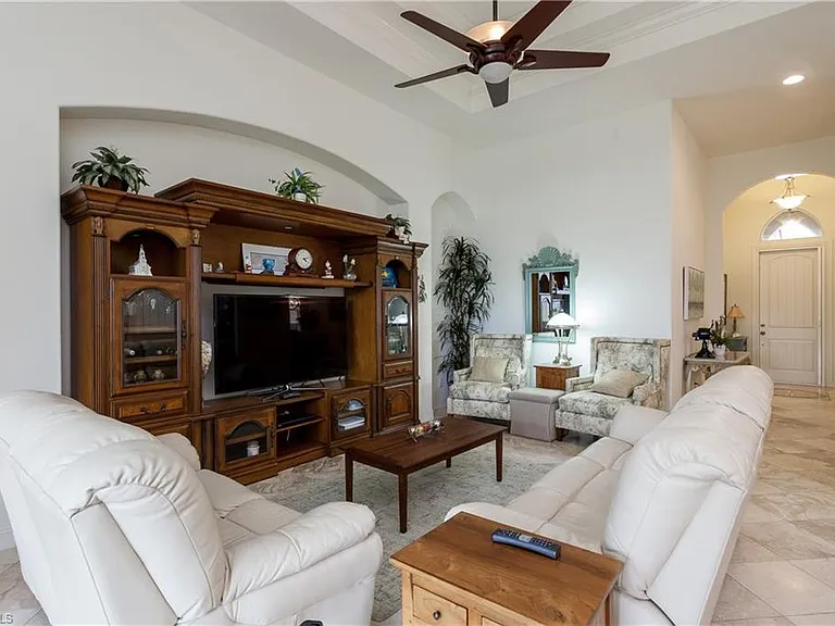 20092 Palermo Lake Ct — Photo 4
