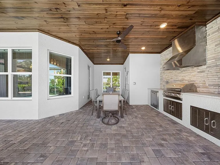 14930 Blue Bay Cir — Photo 21