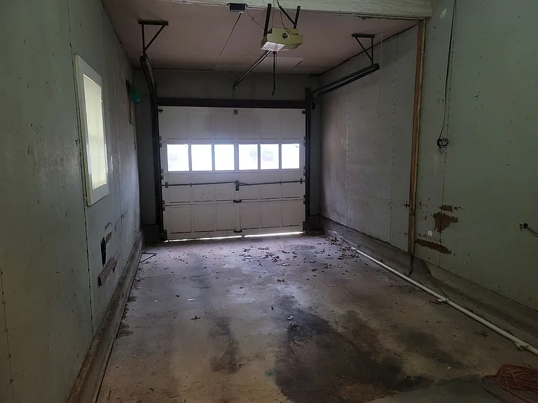 2109 S Parkwood Ln — Photo 4