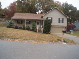 2124 Sandlewood Ln, Little Rock, AR 72211