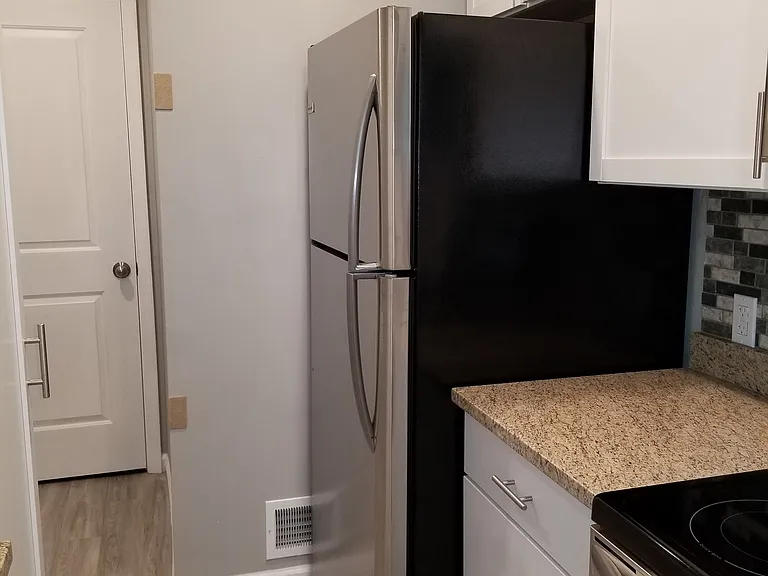 1511 W Farnum Ave — Photo 6