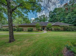 1610 Little Hollow Dr, Lufkin, TX 75904