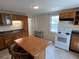 2 Creighton St #2C, Newmarket, NH 03857