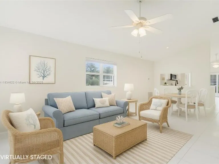 653 NW San Remo Cir — Photo 10