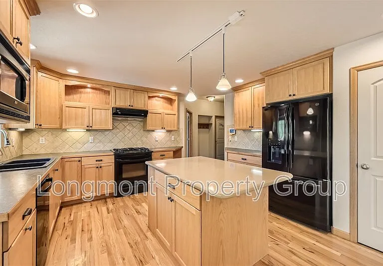 6288 Sage Ave — Photo 7