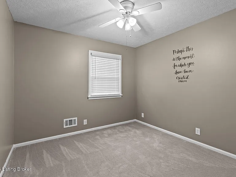 8016 Cortland Dr — Photo 16