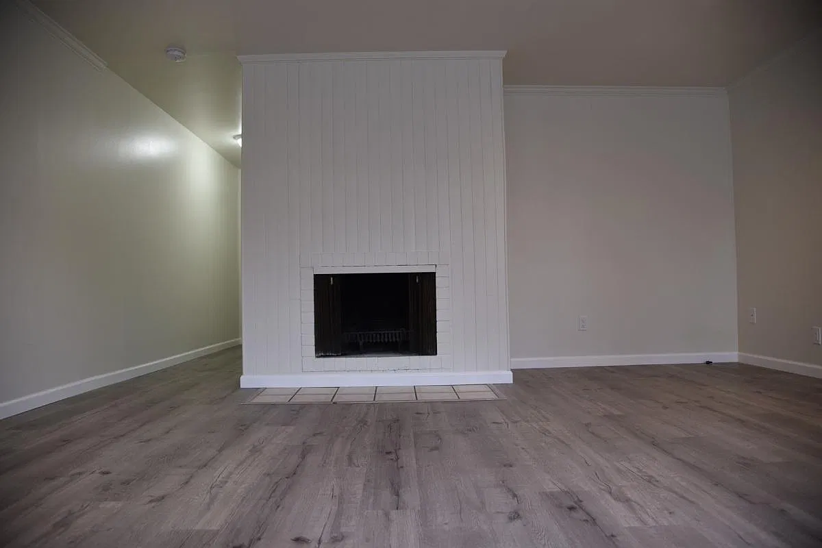 1 bed, 1220 sqft, $2,250 — Photo 3