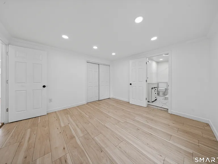 207 Hillcrest Rd — Photo 12