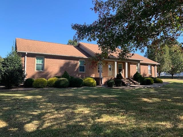 1st image of 905 Jackson Dr