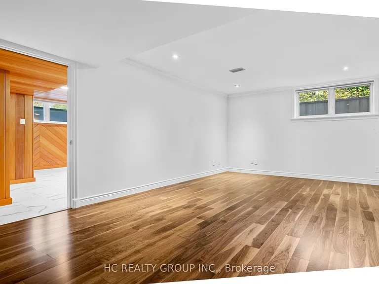 80 Bayview Rdg — Photo 26