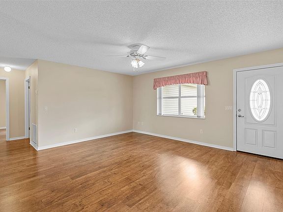 5th image of 311R Gonzales Pl