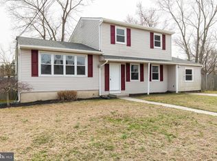 23 Albertus Dr, Williamstown, NJ 08094