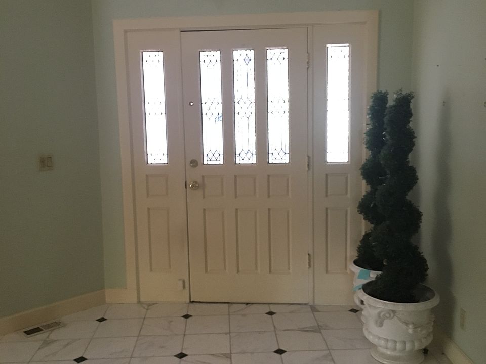 1st image of 1731 S Bambrough Pl