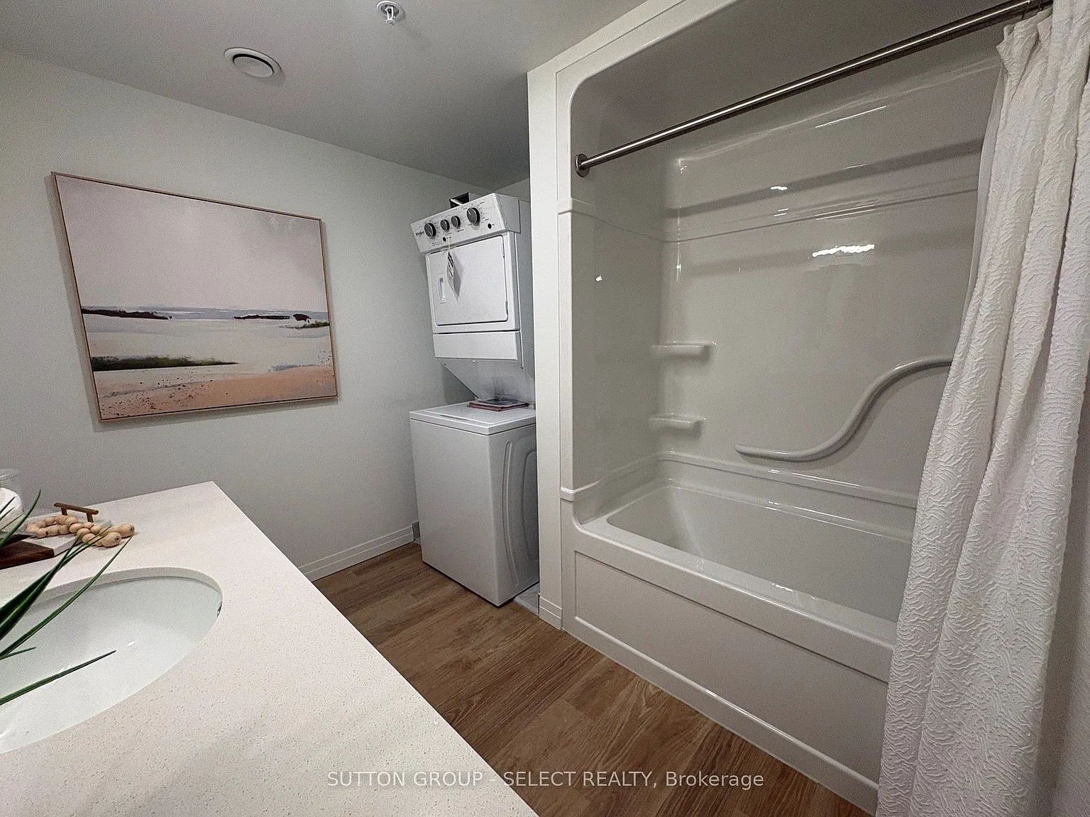 3 bed, $2,850 — Photo 4