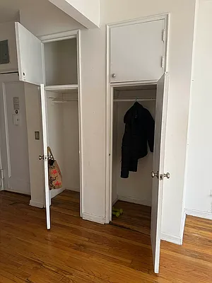 Rented by Eric Goodman Realty Corp | media 2