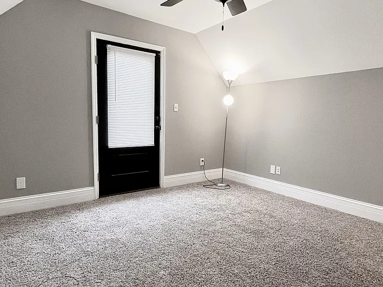 3128 Morganford Rd #B — Photo 13