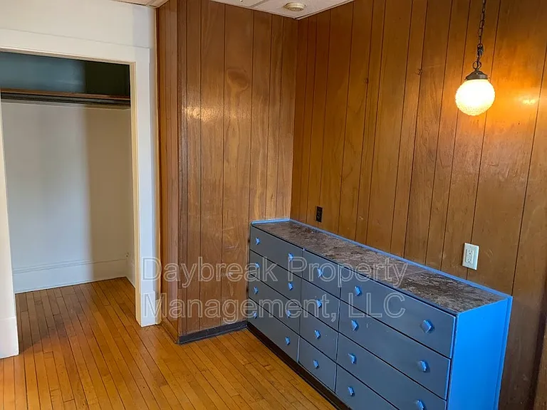 1121 2nd Ave S #1 — Photo 6