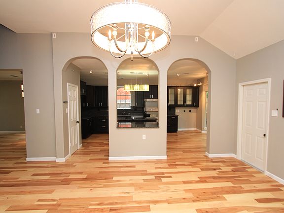 4th image of 15122 Oak Briar