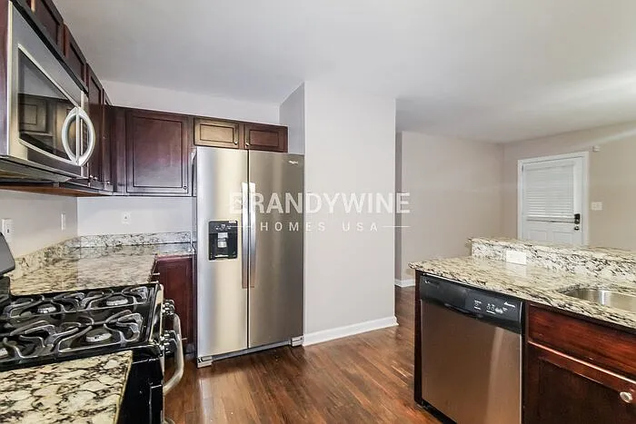 3292 Westmart Ln — Photo 9