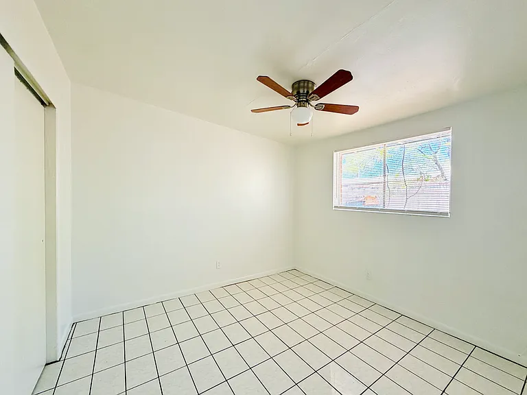 Studio, 1 Bedroom and 2 Bedroom Homes in Central Tucson! — Photo 17