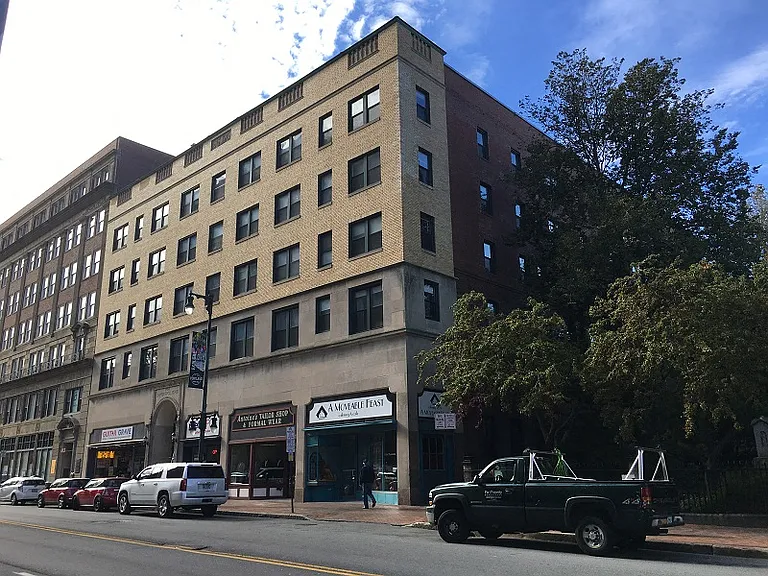 439 Congress Street — Photo 41