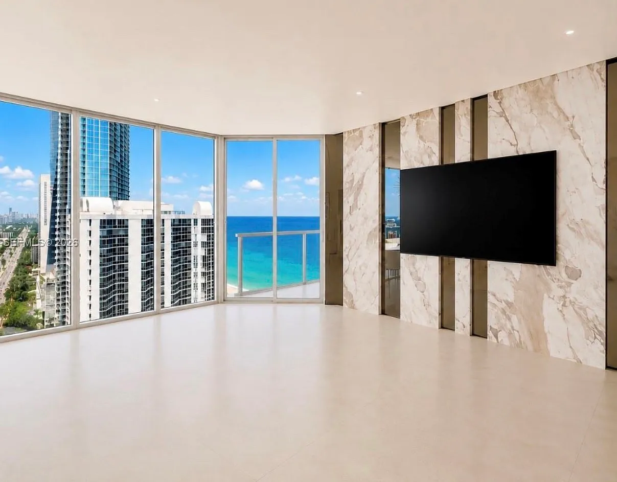 2 bed, 1423 sqft, $6,750 — Photo 1