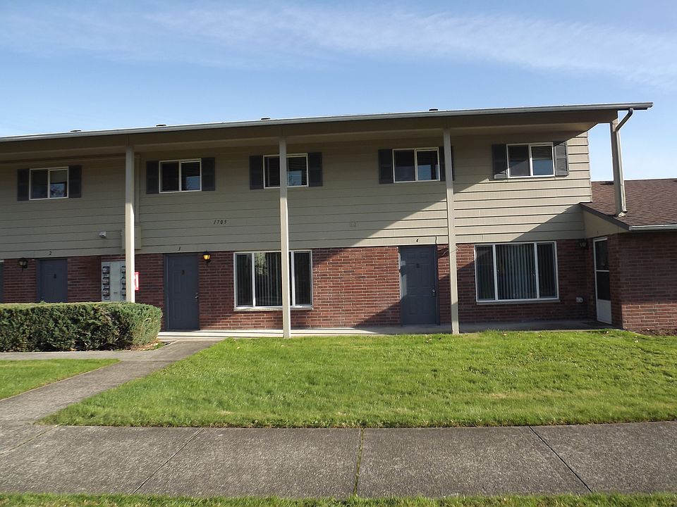 Wright Ave. front of building