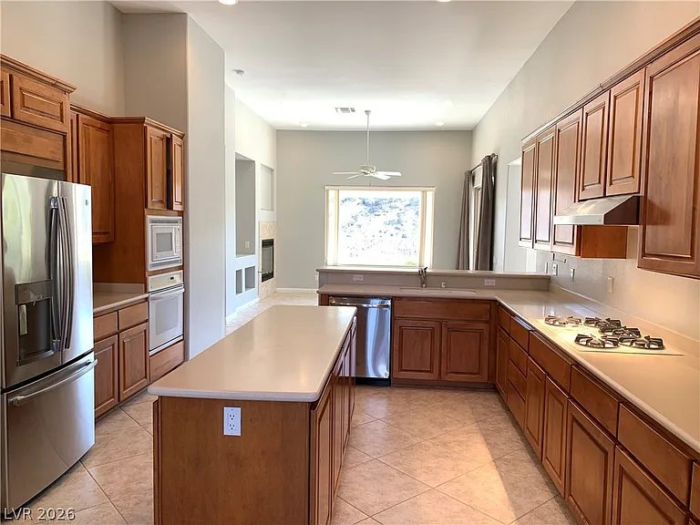 27 Plum Hollow Dr — Photo 16